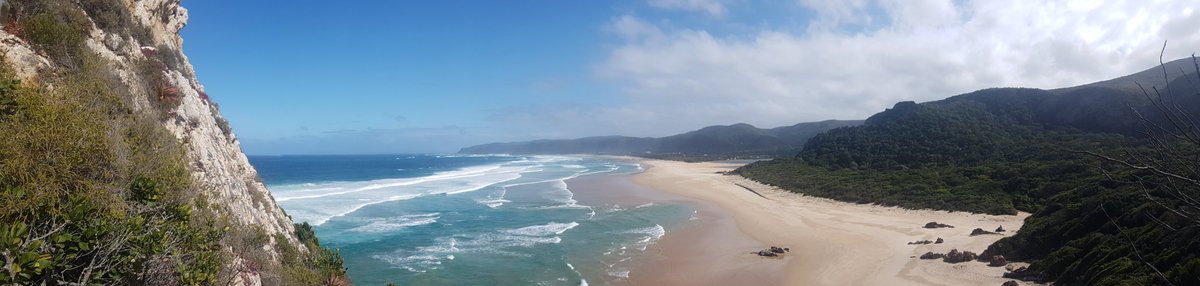 Nature's Valley, from the point, is one of Plettenberg Bay's international Blue Flag beaches and is best known for the exceptional hikes that crisscross the valley. It's an exceptional slice of <a href="/SANParks/">SANParks</a> <a href="/WESSA_za/">WESSA</a>