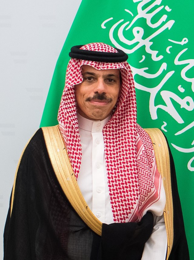 Фахд аль сауд. Король Фейсал Саудовская Аравия. Фейсал Бен Фархан. Фейсал ибн Фархан Аль Сауд. Фахд ибн Абдул-Азиз Аль Сауд.