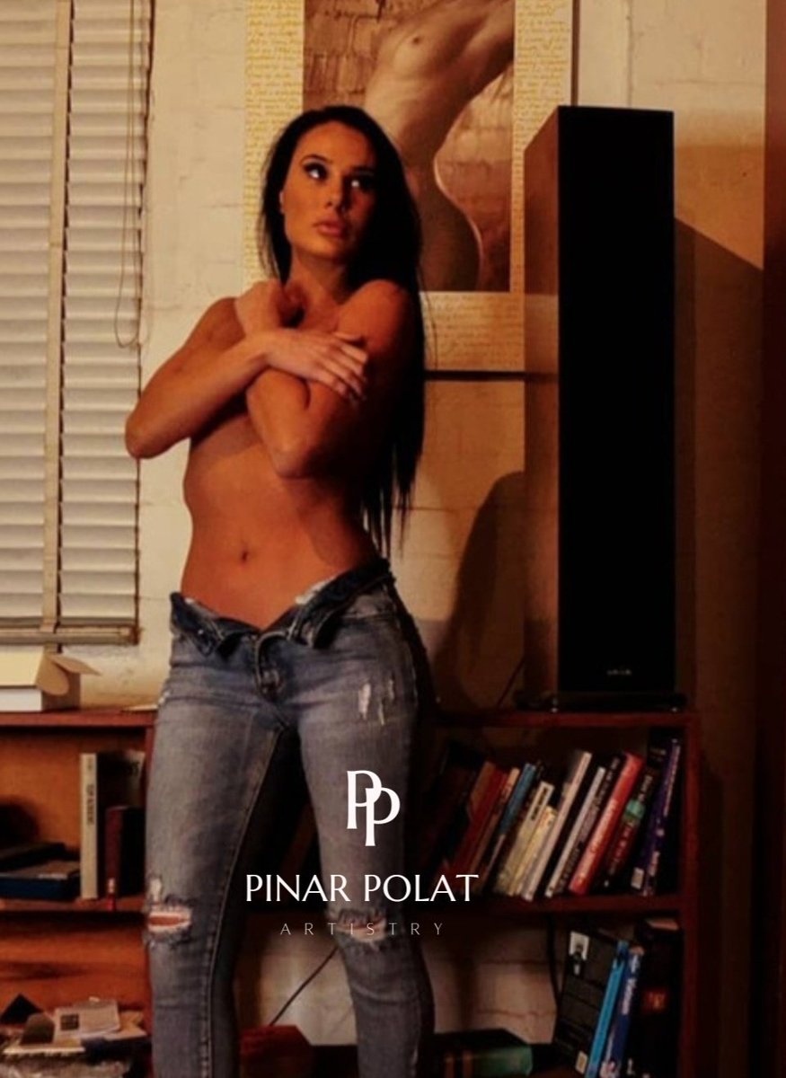 pp_artistry's tweet photo. Photoshoot's are so fun! Especially with a great team of models, designers and photographers.
Pleasure doing hair &amp; makeup for this beautiful model.
#pinarpolat #pinarpolatartistry #photoshoot #hair #makeuplooks #models #mobileartist #mobilehairandmakeup #promakeup #prohair https://t.co/AeOrt1CR6y