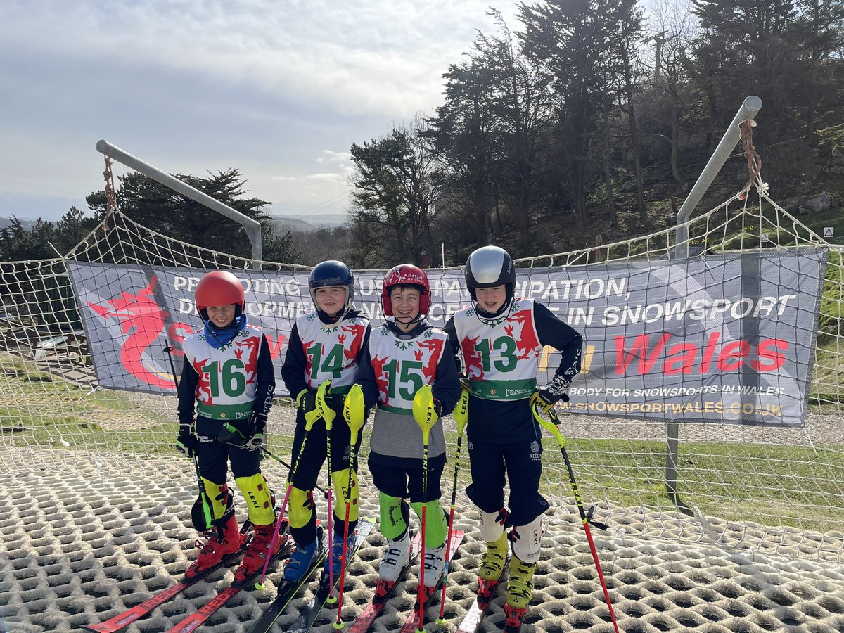 This weekend saw our ski team compete at the British schools dry slope champs. 5th place for the seniors and 10th for our U14s in a tough open competition. Well done boys ⛷🎉 <a href="/ReedsSport/">Reed's Sport & PE</a>