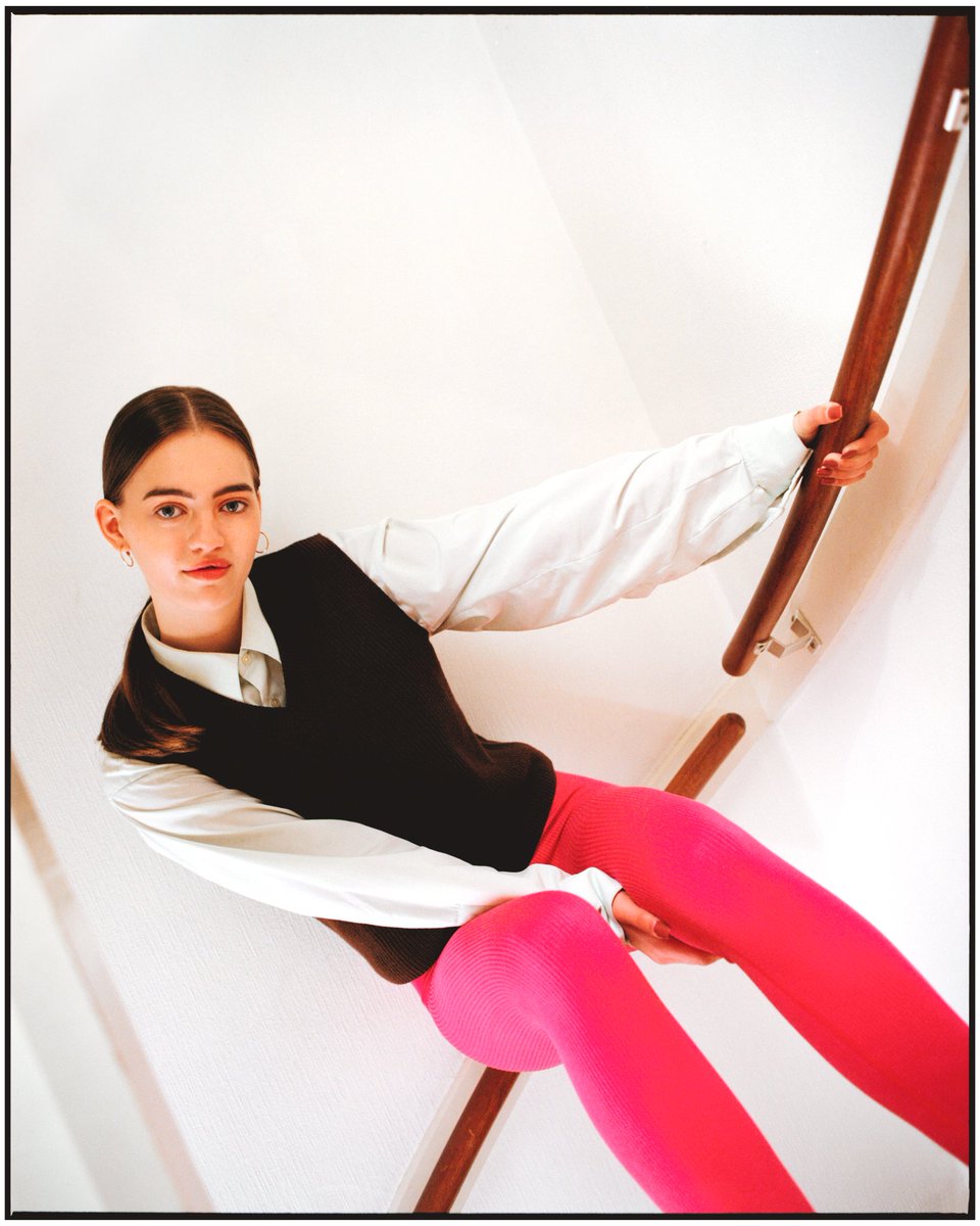 rdb_visuals's tweet image. Smilla at home #120film #lomo400