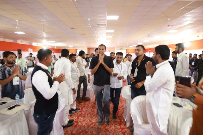 IYCSM13's tweet photo. IYC incharge shri @Allavaru ji, Joined Yuva Kranti Buniyadi training camp in Gandhi Nagar, Gujarat. https://t.co/SIXyeg0qBq