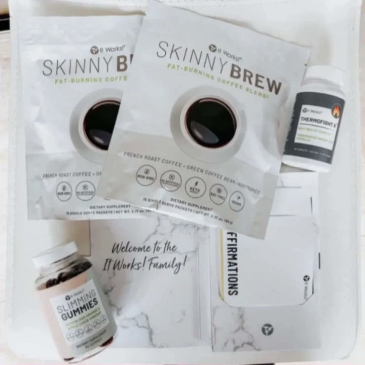 Slimbaybee94's tweet photo. I am a brand rep for a Health and Wellness company. I work from my phone, on my own time, with no inventory required. This fits into my busy schedule, and so easy. Love these products! #slimminggummies #skinnyCoffee https://t.co/exxndpJ7N8
