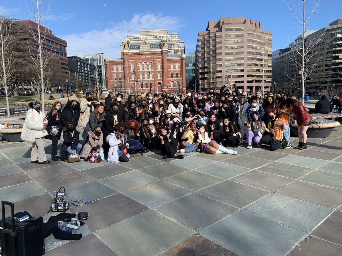 ANOVA_Official1's tweet photo. thank you everyone for coming to our first rdp event at #P1HARMONYinDC!!! we hope everyone had fun at the event and the concert 💜 #P1Harmony https://t.co/8k2vHlyXBS
