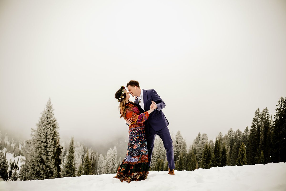 jellybeanjones's tweet photo. We eloped! 💍🎉🎊 https://t.co/H3IkfLJbT8