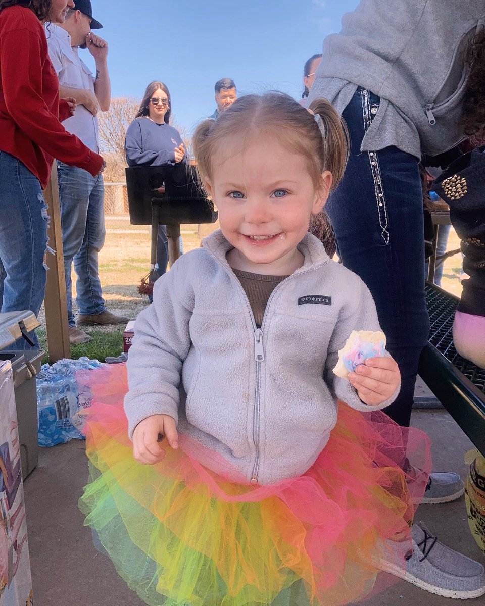 kenzcelest's tweet photo. The grooviest 2 year old🌸🌼

happy birthday my pooks, mommy loves you!🤍 https://t.co/SbzPuDb7dE