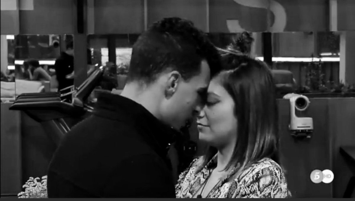 A la final juntos 🖤

#Secret14M