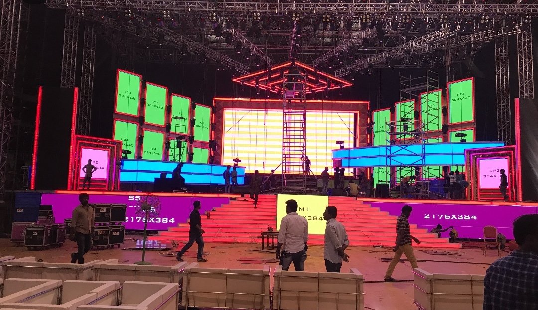 VJAishuOff's tweet photo. #BEAST Audio Launch Set

Announcement Soon 📢📢

#BeastUpdate #Beast #Thalapathy66 https://t.co/a78daKYaJ4