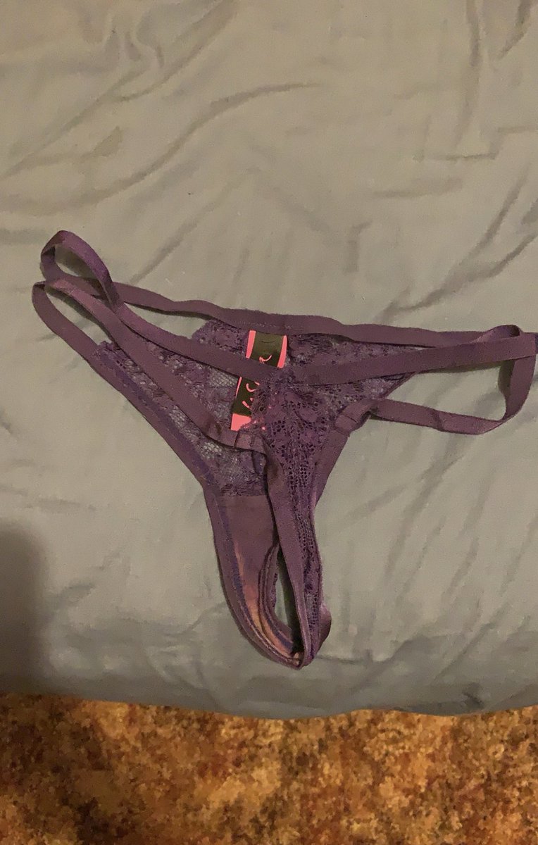WifesDirtyPanty's tweet photo. #dirtypanties #thong #wetpanties #panties #soaked #cum #Discharge #teenflash #pantyshot https://t.co/Z1VkeVraOE