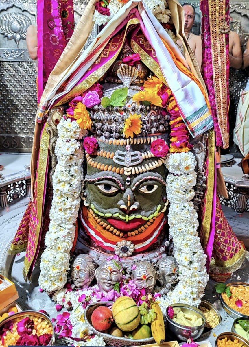अनंत अखंड अमर अविनाशी,
कष्ट हरण हे शंभू कैलाशी...!!

ट्विटर पर उपस्थित सभी मित्रों को हर हर महादेव
#हर____हर___महादेव 
#ॐ_नमः_शिवायः

x.com/i/spaces/1OdKr…