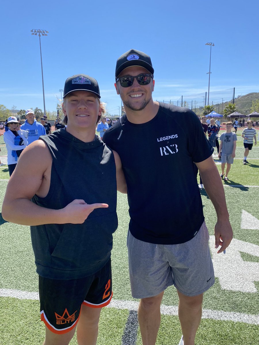 treykukuk's tweet photo. What a crazy opportunity. Sharing a field with some of the greatest in the game!! Thanks to @JTERogan 🤝

@AaronRodgers12 @JoshAllenQB @desmondridder https://t.co/GHzDzoOvPe