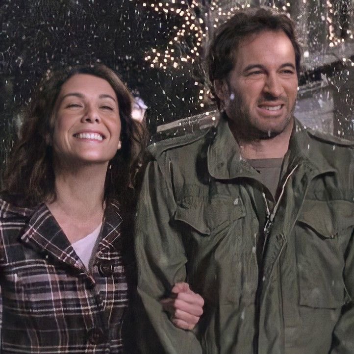 ggirlssss's tweet photo. Lorelai, Luke y la nieve 🌨❤️
#gilmoregirls #lorelai #luke #lorelaiandluke https://t.co/Ha691VreTF