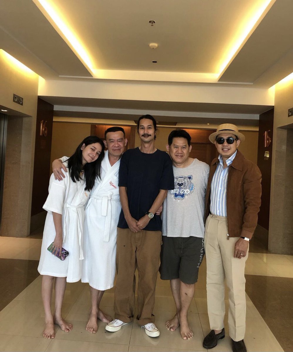 Nattii54235510's tweet photo. เอ็นดูความพี่เบิร์ดมาขอบคุณทุกคนถึงหน้าห้อง ยังยืนยันคำเดิมว่า แตงโมโชคดีมากที่เจอผู้ชายที่แสนดีคนนี้ 🕊🤍 #แตงโมต้องได้รับความยุติธรรม #แตงโมภัทรธิดา #เบิร์ด https://t.co/1z6y4mLlcj