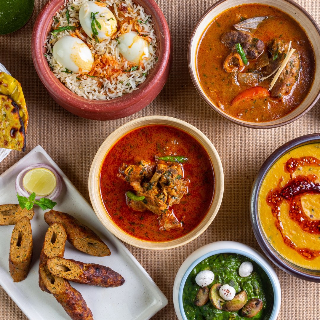 Begin the week with a colourful feast on your table! Get into the spirit of Holi with flavourful Indian food from Garam Masala. Order now! #GarmaGaramHoli  

#Bangalore #Foodies #Lunch #Food #NorthIndianFood