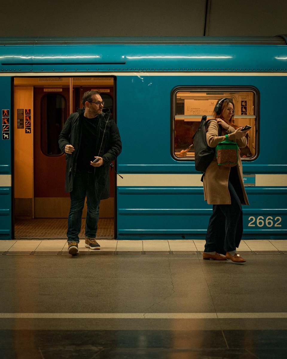 IssarCerrato's tweet image. Stockholm right now #streetphotography