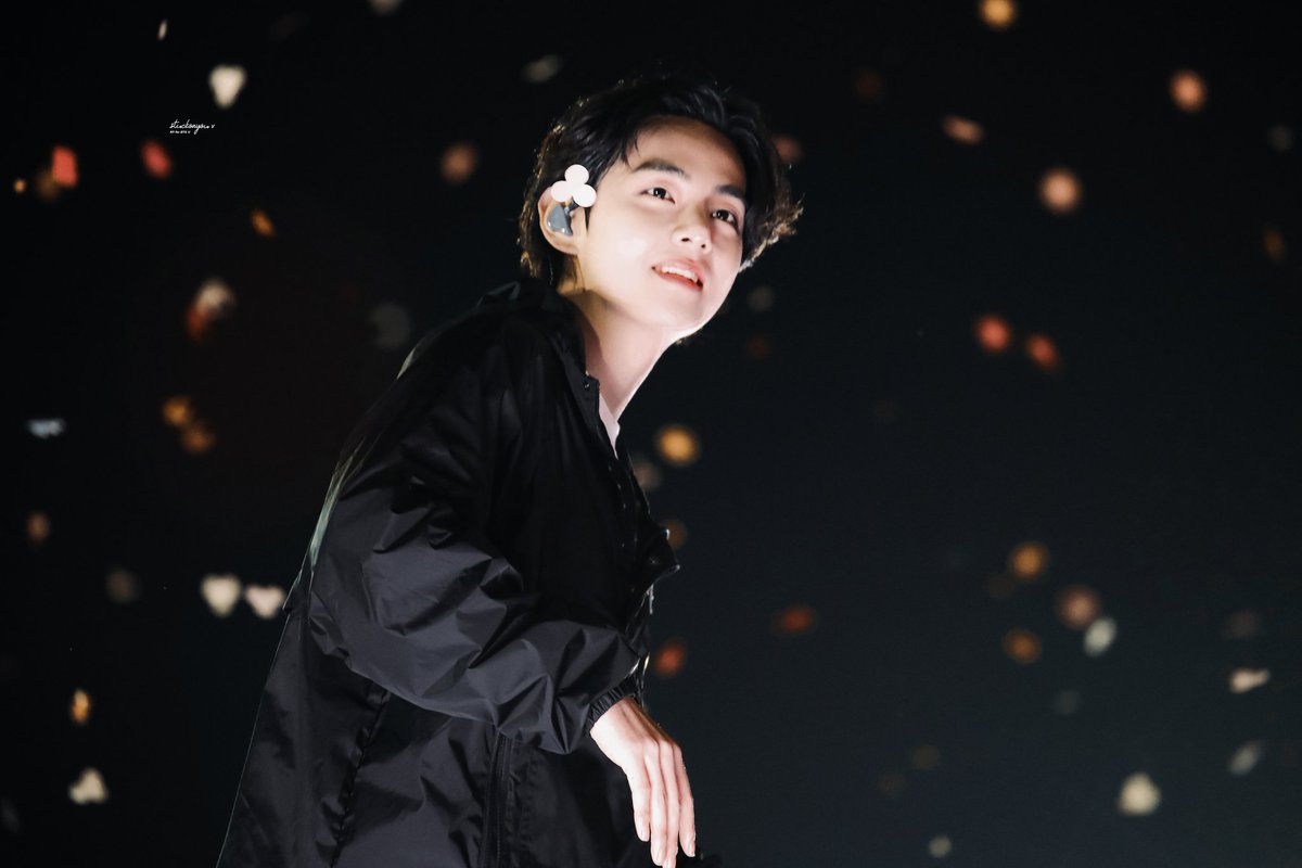 220313 PTD on stage HD

#V #뷔 #태형 #TAEHYUNG #BTSV  #KimTaehyung #김태형 #テテ #BTS  #방탄소년단뷔 
<a href="/BTS_twt/">방탄소년단</a>