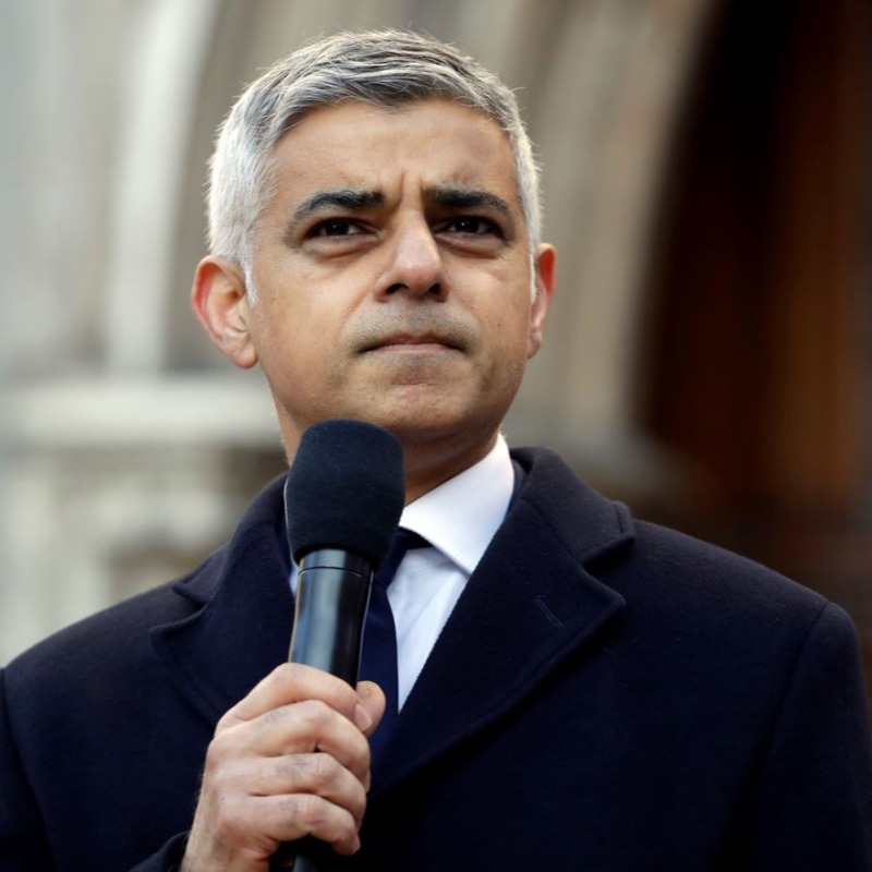 SkyNews's tweet photo. Mayor of London @SadiqKhan has said lessons on misogyny should be taught to children as young as four. He speaks to @kayburley from 8:45am.

🕐 8:45
👉 #KayBurley
📺 Sky 501 / Freeview 233
📱 Watch live:  https://t.co/jCgTS4TrFX
