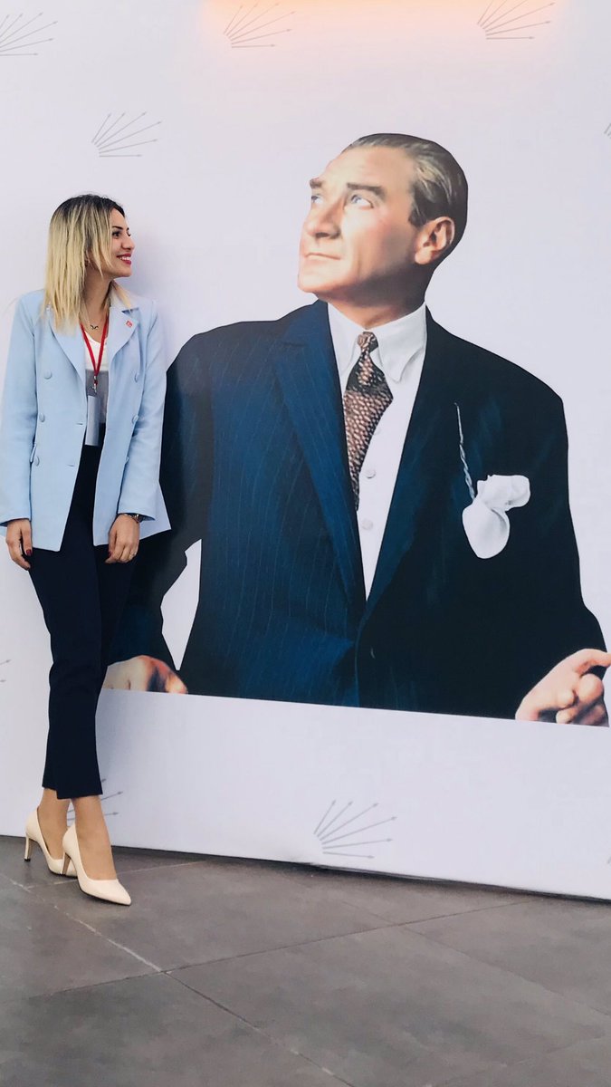 #GeliyoruzAzKaldı <a href="/chpseyhangenc01/">CHP Seyhan Gençlik Kolları</a>