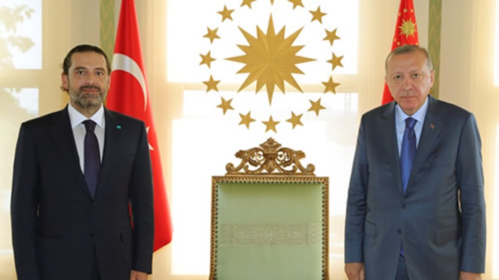 Türktelekomu 5 milyar dolar taksitini ödemeden alan, bankalardan bu satış için 4.5 milyar dolar kredi çekip ödemeyen, gayrimenkullerini satıp cebe indiren, 10 küsur yılda elde ettiği 7 milyar dolar kârıda alarak kaçan Hariri geçenlerde sarayda ağırlanmış.Bilin istedim. #KIZILELMA