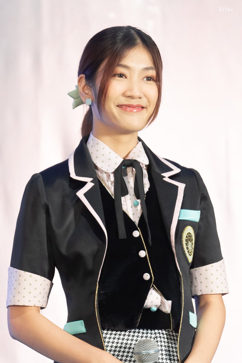 fortune_diary's tweet photo. เซ็นเตอร์จื่ออะหยังงงงงงงงงง!!!!
: ฟอร์จูนนนนนนนนน!!! #FortuneCGM48

#CGM48 #MaeShikaMukaneeTH #MyCenterIsFortüne #FortuneDiary https://t.co/a65muopill