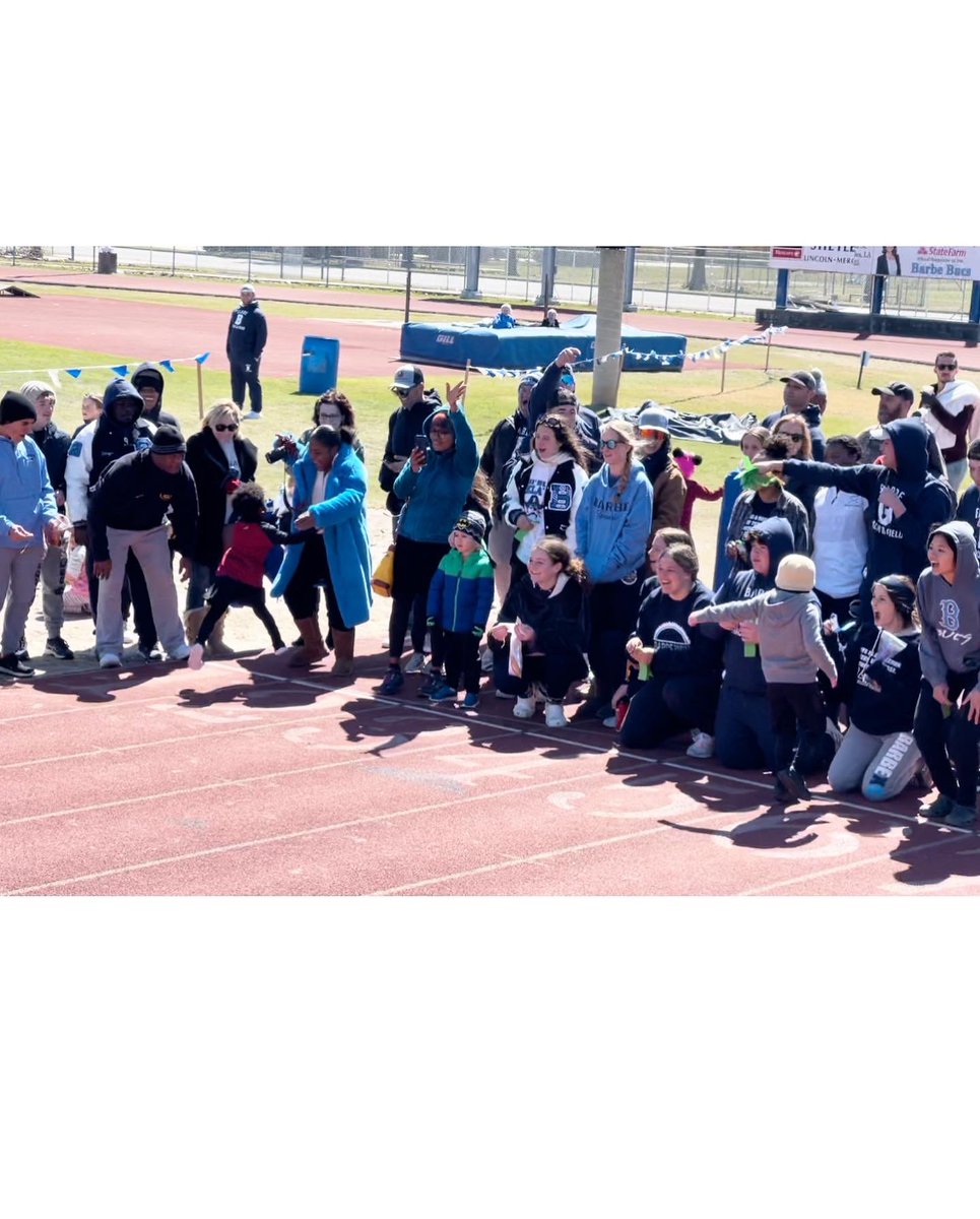 mehkimommy's tweet photo. My baby first track meetππ©ππ( yall he was soooo excited π) #MekhiZane #Track #KidsTrack #MekhiZaneAliToliver https://t.co/anEyB2GBzG