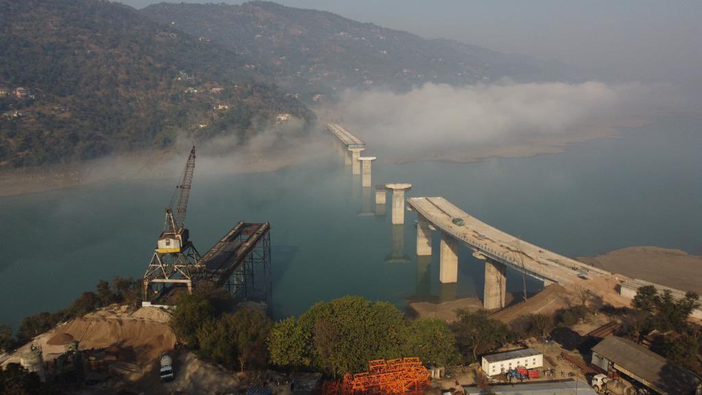 The ongoing work 4-laning of 48 km long Kiratpur Nerchowk (NH-21) stretch connecting the mesmerising tourist place of Manali, Himachal Pradesh through 05 Tunnels and 22 Major Bridges over river Satluj…