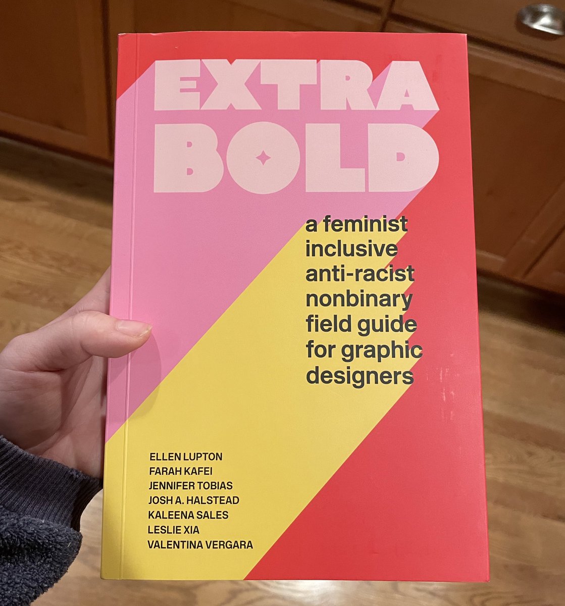 ahyang22's tweet photo. #globalstudies150 My dad just gave me this book and I’m excited to start this read! It talks about concepts we’ve learned from class and relates to the undrowned! GS150 has made me fond of expanding my knowledge on socialization and investigating why things are the way they are! https://t.co/ga7MXBIADo