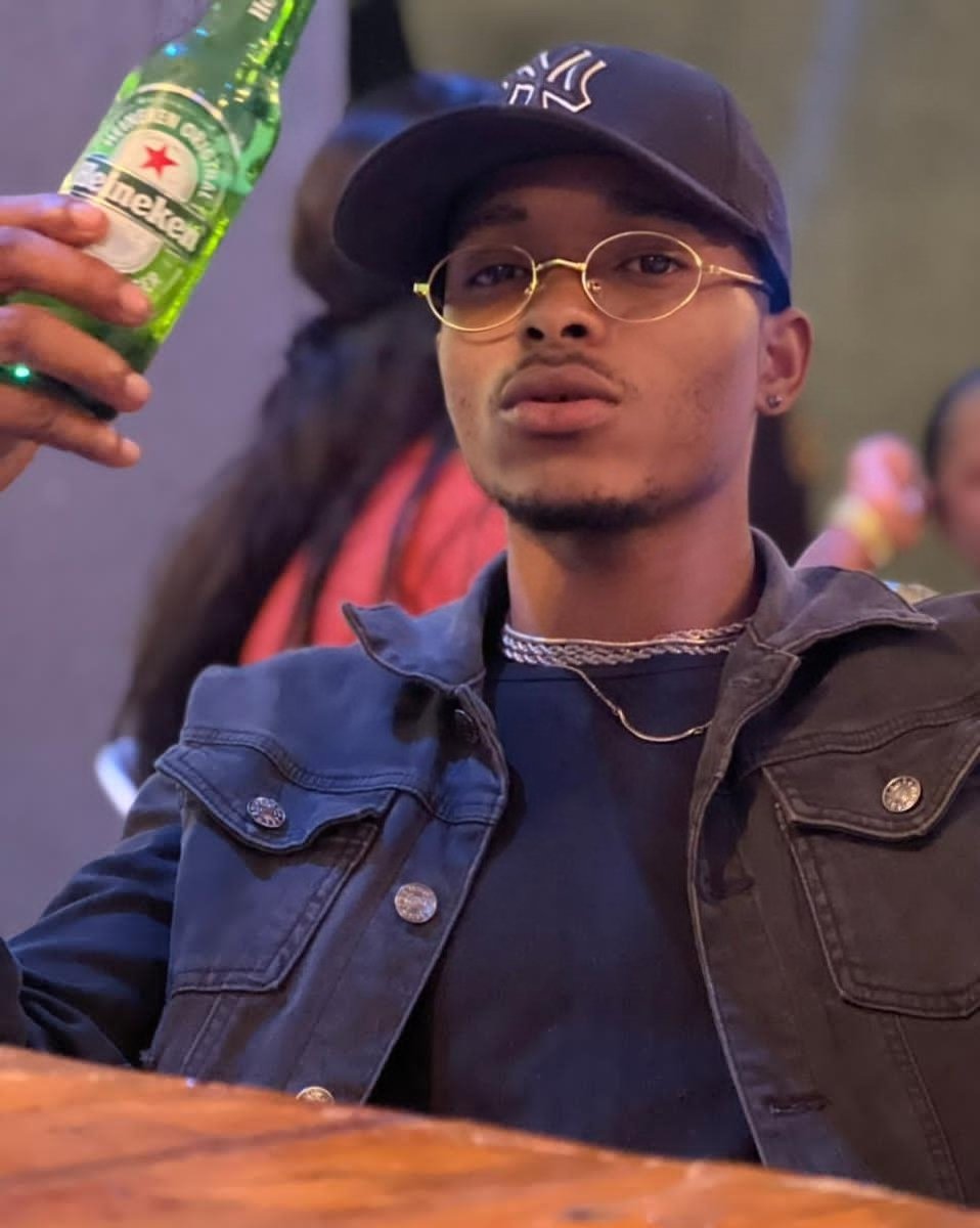 Zeiller Rsa| Producer | Vocalist