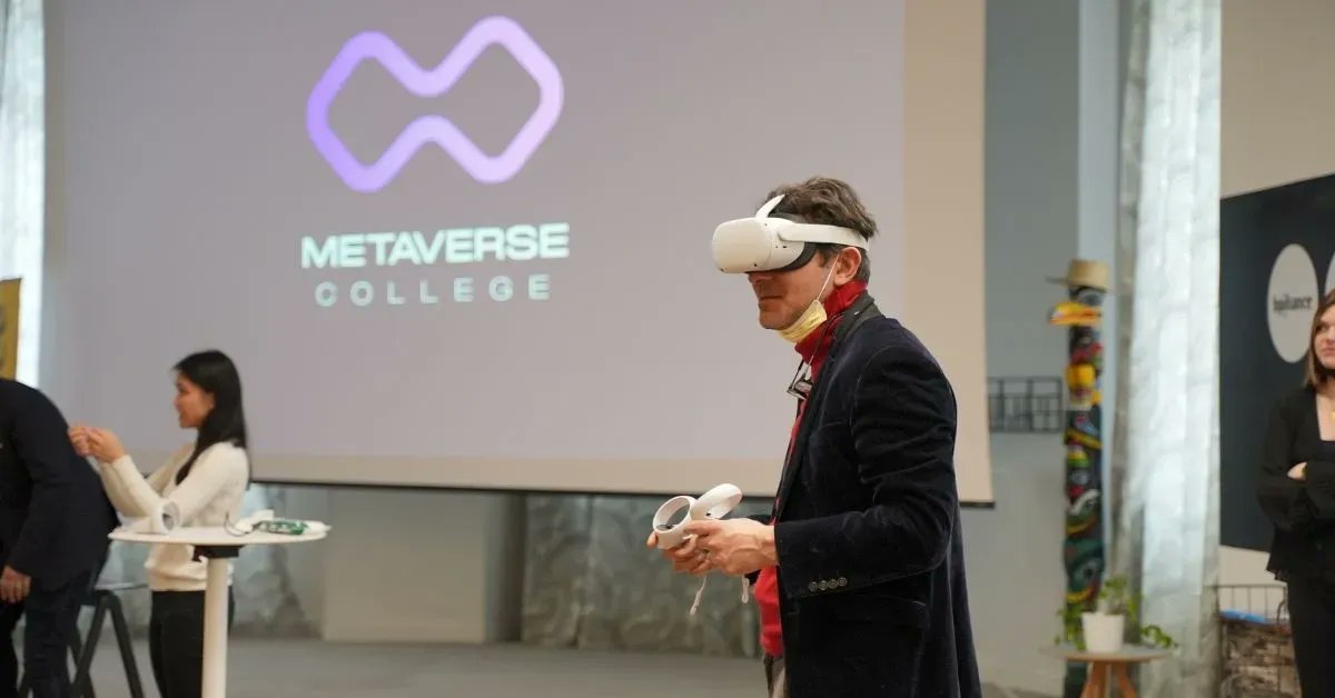 FlashTweet tweet media