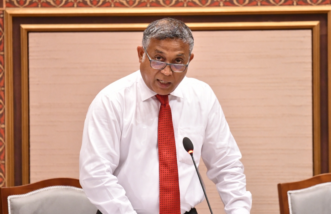 hfarhanmohamed's tweet photo. މާލެ ސަރަހައްދުން ދޫކުރަން ނިންމާފައިވާ ގޯތިތަކަށް ކުރިމަތިލާ އެކި އުމުރުފުރައިގެ މީހުންނަށް ދޭ މާކްސްތައް ތަފާތުވާނެ ކަމަށާއި ނަމަވެސް މީހަކާ އިނދެގެން އުޅޭތީ އިތުރު މާކްސްއެއް ނުދޭނެ ކަމަށް އަސްލަމް ވިދާޅުވި

👏👏👏 
@ibusolih 
@AslamAslamtey https://t.co/3lXqlt0dL5
