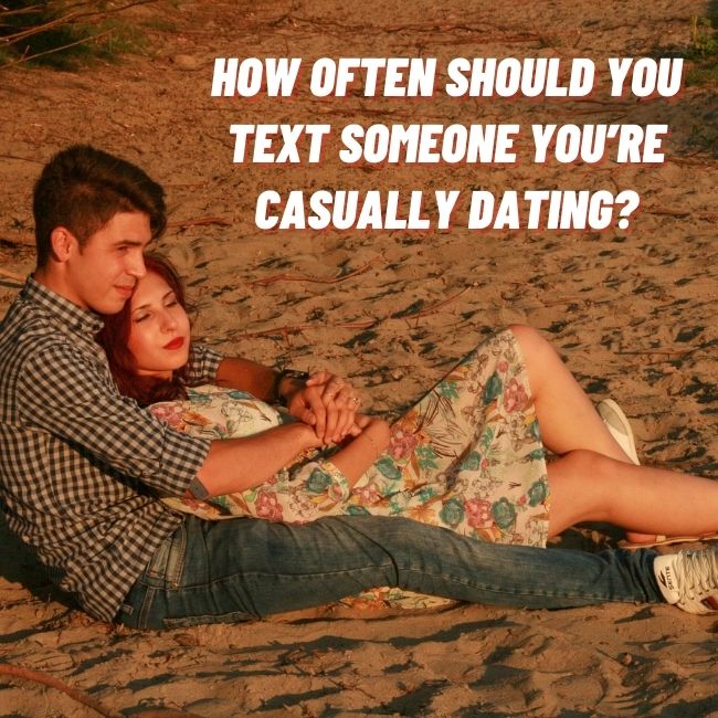 hushcupi's tweet photo. How often should you text someone you’re casually dating?
 It can be difficult to gauge how often to text someone you’re casually dating. On one hand, you don’t want to smother them, ..about more info...https://t.co/6dMckNaQb7 https://t.co/AmssiCEs2I