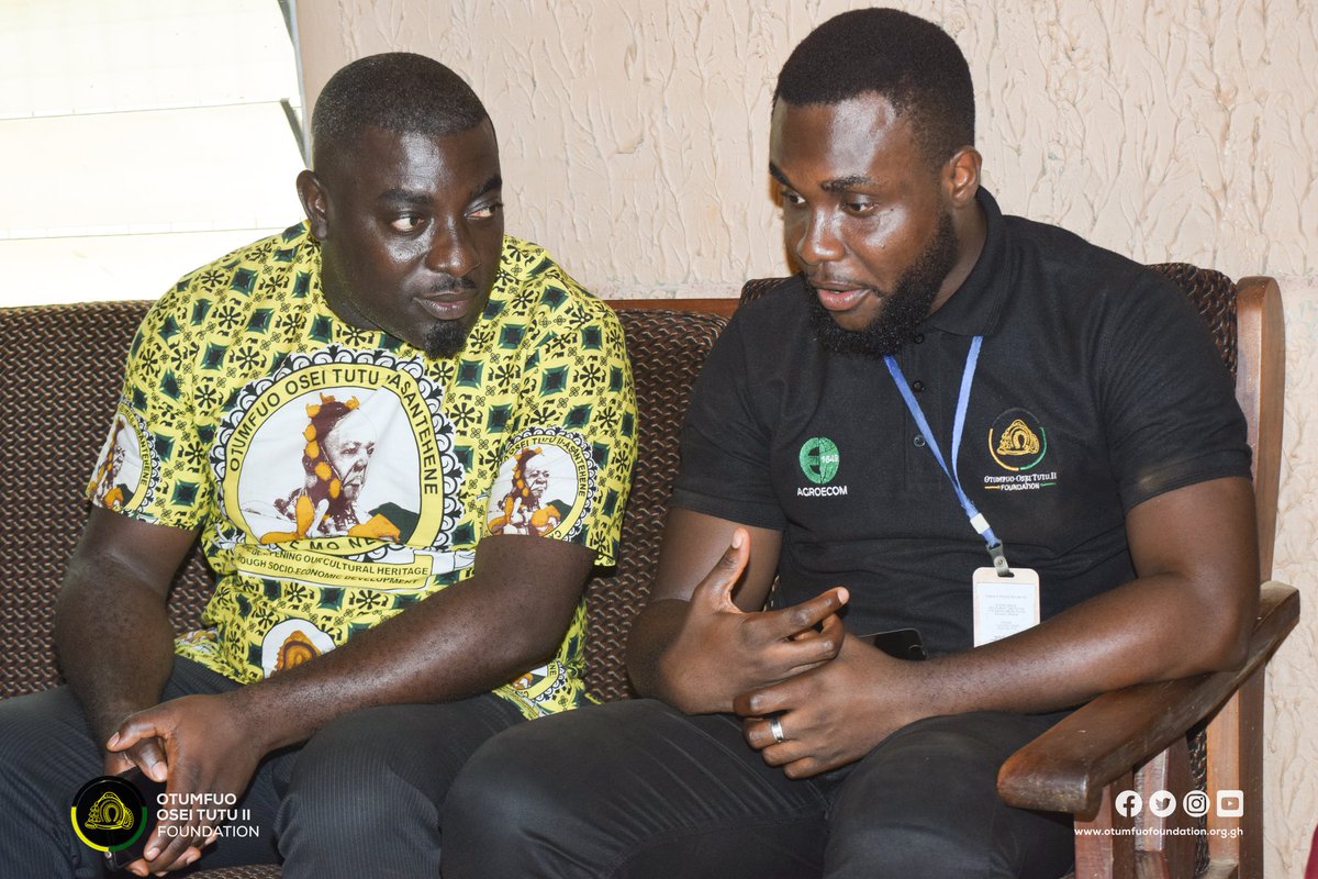 exploregh's tweet photo. Ashanti Kingdom: ManhyiaPalace "RT @Otumfuofdn: Our Mobile Learning Team settled in yesterday in Wioso. Upon arrival, they paid a courtesy call on the chief of Wioso, Nana Asaw Ababio. @ManhyiaPalace https://t.co/d79dxaErWV" #Exploregh #Ashanti #Kumasi #VisitKumasi