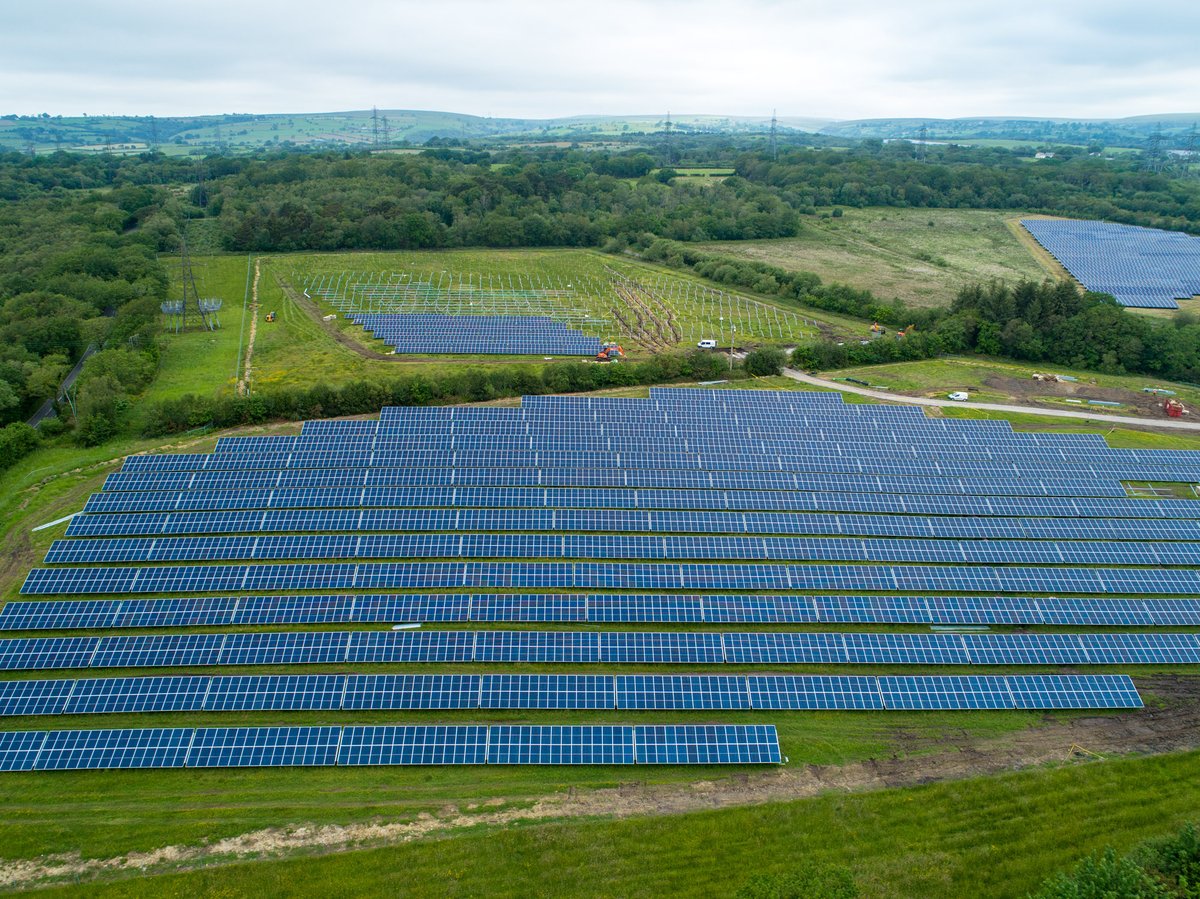 WGClimateChange's tweet photo. The UK’s first hospital-owned solar farm which powers Morriston Hospital in Swansea has surpassed expectations by providing enough electricity to cover 50 hours without back-up from the grid thanks to @WelshGovernment loan scheme.
More here 👇
https://t.co/atUTgotzB6 https://t.co/uzQdYBRejZ