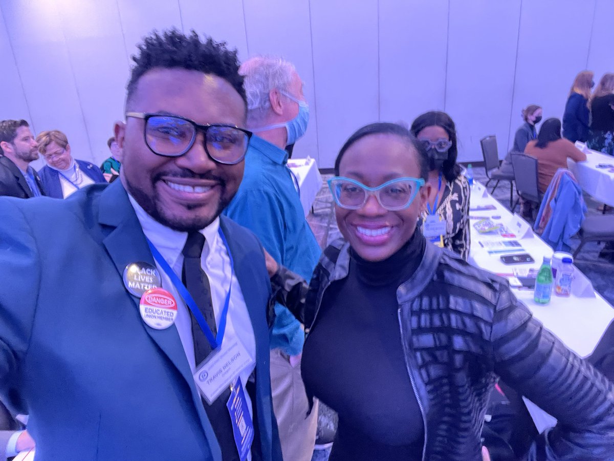 IamTravisNelson's tweet photo. More photos from the DNC winter meeting….. With @POTUS, @ninaturner, and the Oregon Democratic National Committee delegation (Michelle Risher not pictured).

#DemocratsDeliver #Democrats #PeoplesPower #RepresentationMatters #DNC https://t.co/W0agP9Dleo