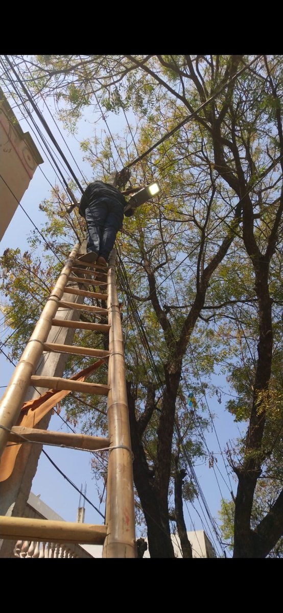EE_ELECTRIC_LBZ's tweet photo. @GHMCOnline @saikanth_9999 @EE_Saroornagar Complaint rectified sir. https://t.co/2Pu0hwifCi