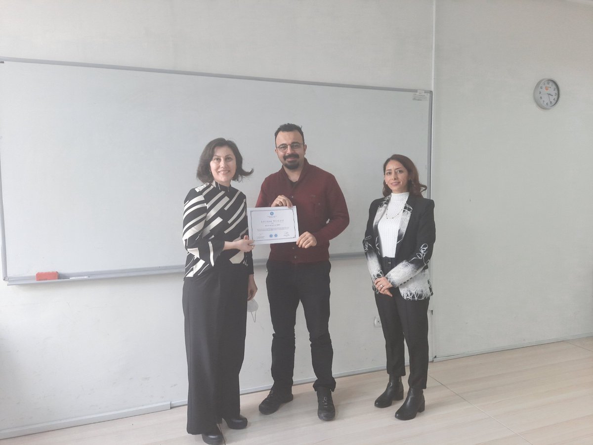 neu_saglikbilim's tweet photo. Fakültemiz ve Hemşirelik Fakültesi işbirliği ile 3-4 Mart 2022'de "Nitel Araştırma Yöntemleri Eğitimi" kursu yapılmıştır. Eğitime katılan akademisyenlere katılım belgesi verilmiştir. https://t.co/PjBsLGh4Kp