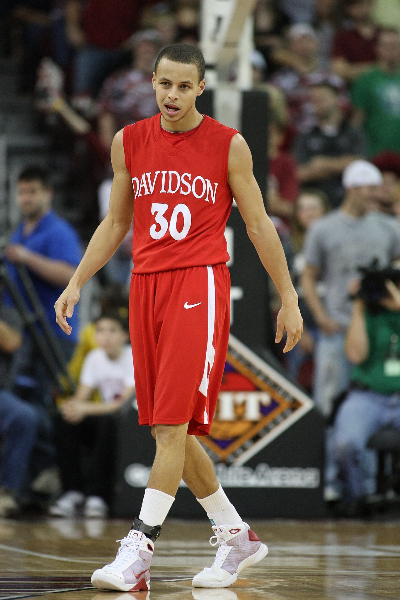 Happy Birthday Stephen Curry.                                  