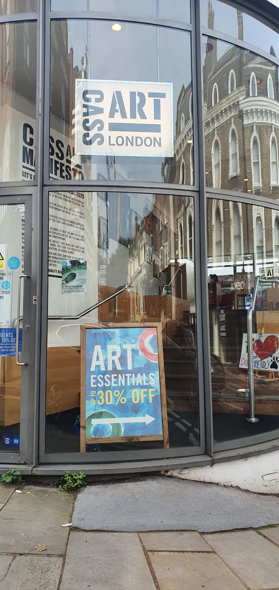 Ssaheart_'s tweet photo. My solo exhibition in London.

#NFT
#NFTCommunity
#nftcollector https://t.co/urQI8NYGD5