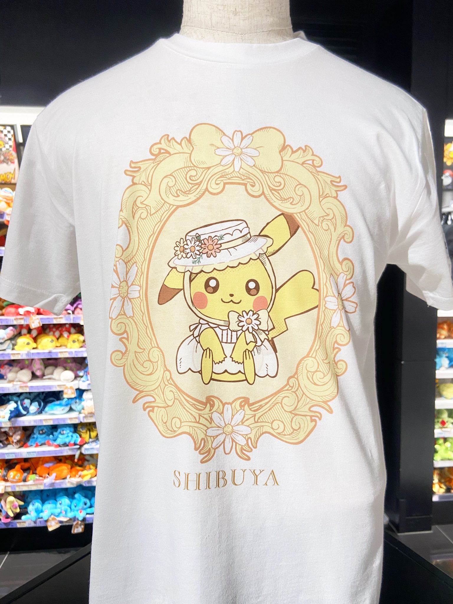 渋谷ポケモンセンター限定　ポケモンデザインラボ　ピカチュウ　Tシャツ　XLサイズ