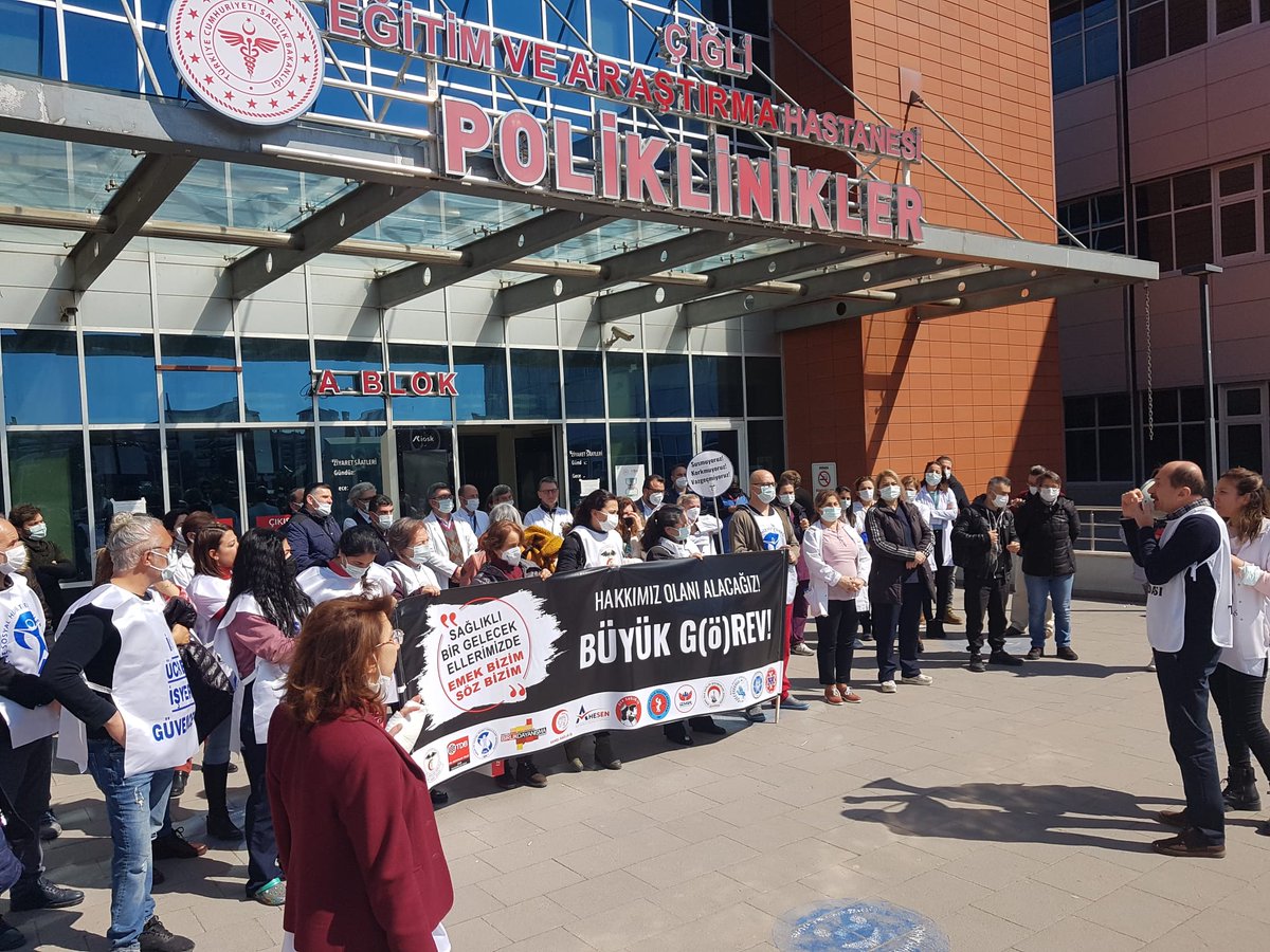 ttborgtr's tweet photo. 📍 İzmir

📢 #HaklarımızİçinGöREVdeyiz 
📢 #14MartTıpBayramı

👇
https://t.co/GjEuWgmlp4 https://t.co/ySnBYpwbve