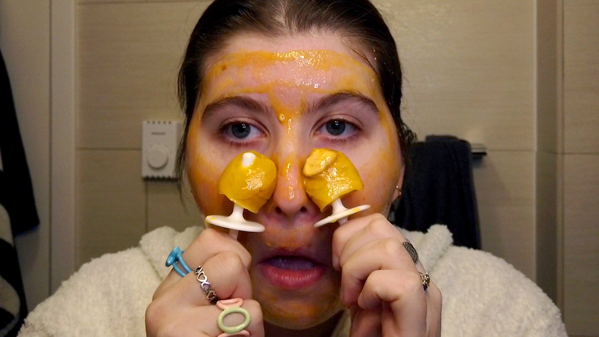 Can this 2in1 facial treatment actually reverse signs of aging? / Twitter