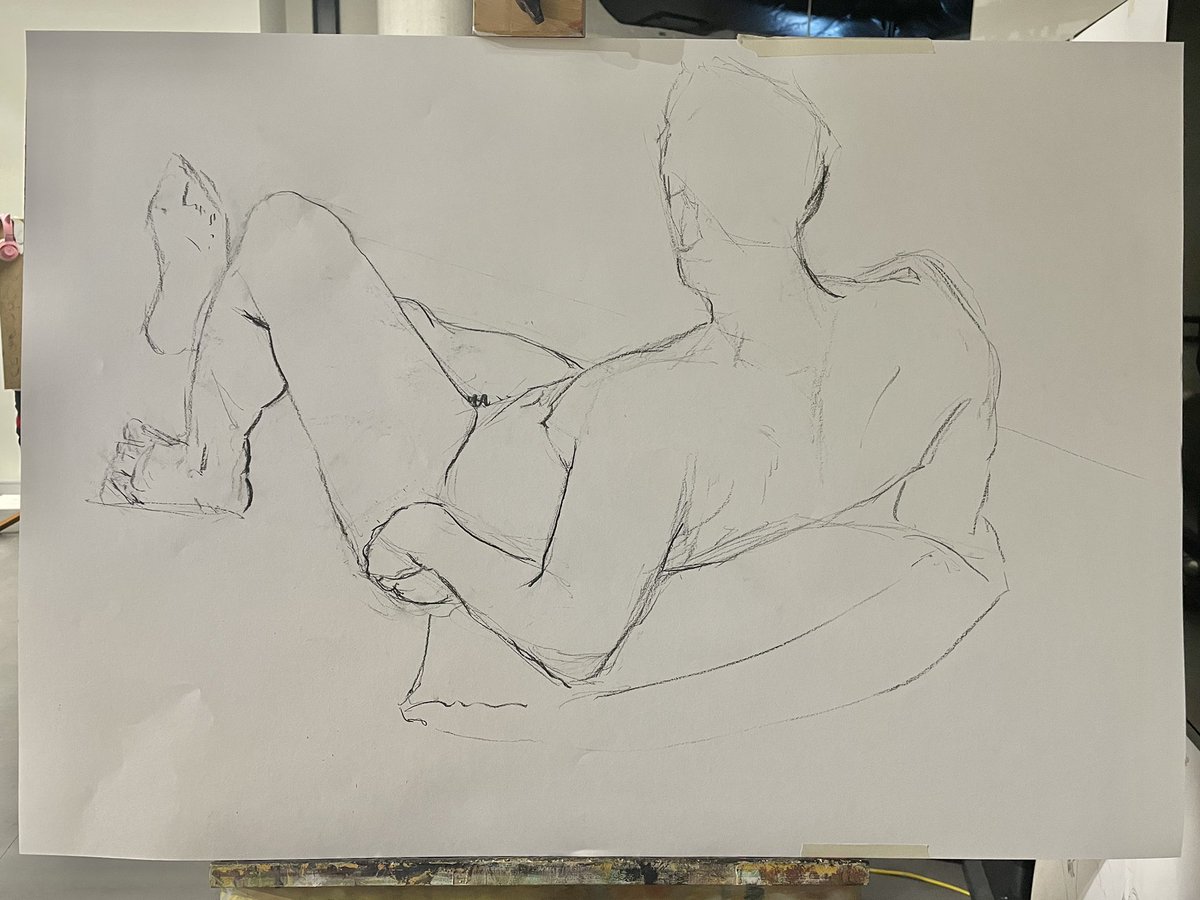 LifeArtLJMU's tweet photo. Instructional drawings by @tommyhyatt from last week’s life art class. Here we were looking at using contour lines and shading to create shadows, highlights and define form #lifeart #lifeartist #lifedrawing #illustration #observationaldrawing #observational #sketch #sketching https://t.co/OdAAKO87pj