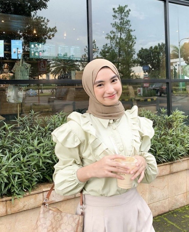 levisbag's tweet photo. `• REKOMENDASI BLOUSE/ATASAN ALA KOREA✨

✓RATING 4.8+++ ✓AFFORDABLE PRICE

-------------- A THREAD --------------- https://t.co/X04OYsYzIc