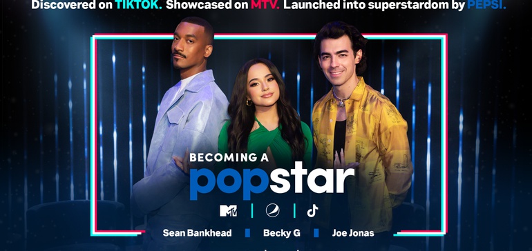 Monumental tweet media