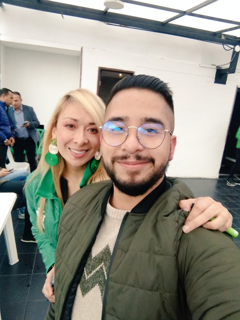 JhonAlexanderGH's tweet photo. Mil y mil gracias Bogotá por confiar y creer en que la política se puede hacer diferente! 
Más de 118 mil votos nos convierten hoy en la votación más alta de la historia de Bogotá. 🌻💚
@MirandaBogota https://t.co/e0hNLVRaEa