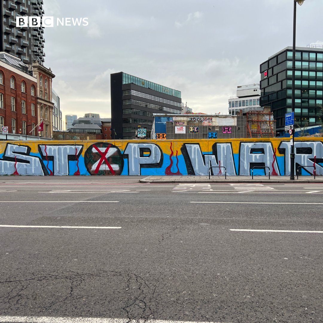 BBCLondonNews's tweet photo. Take a look at some of east London’s Ukraine-inspired street art. https://t.co/qfBWKJl4ri