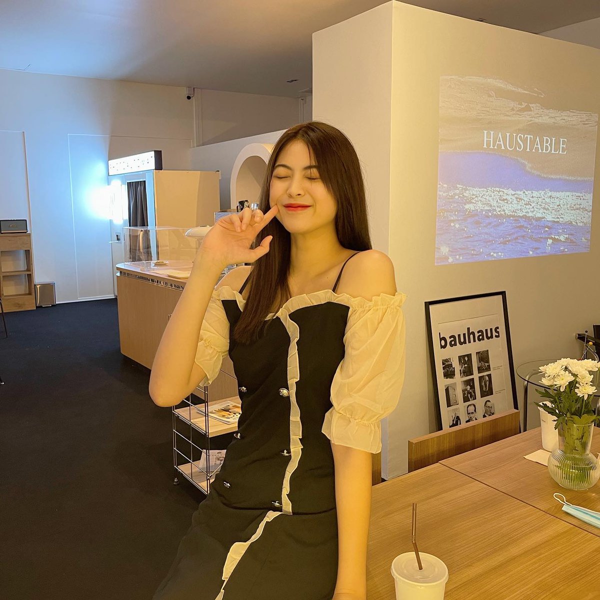 LinKhath's tweet photo. เอ็นดูตัวเองได้มั้ยอะ รู้สึกว่าบางที่ก็น่ารัก😍
#แคปชั่นเด็ด #แคปชั่นอ่อย #แคปชั่นโดนๆ https://t.co/IHsBDeU2Wt