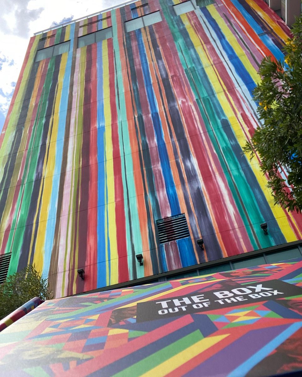 TBoxOutOfTheBox's tweet image. Miami Gift Baskets in a box.. same day delivery in Dade County.. we ship for free everywhere in the US within five business days delivery… The Box Out Of The Box is a gift basket company with a special gift for any occasion. We deliver birthday and anniversary gift baskets!