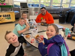 ECEDragons's tweet photo. Breakfast with Dad's! #ccsdtn #breakfastwithdads https://t.co/KxWIOWpZBy
