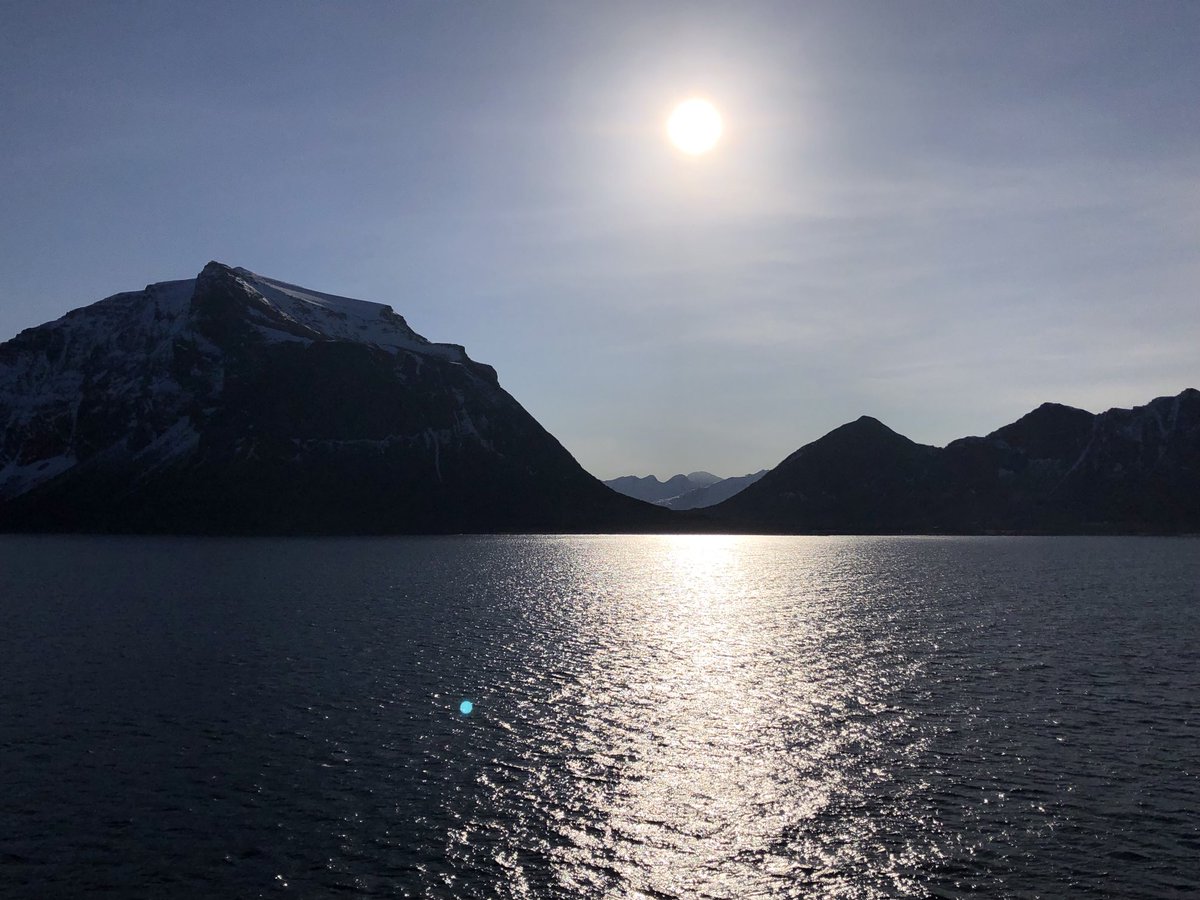 This ship, heading up the coast of northern Norway, is running on battery power for the next four hours. It’ll be the answer for visitors to the fjords after the country bans ships producing emissions.
#havilacapella